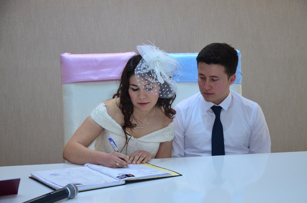 Belediye Nikah Salonunda Çifte Mutluluk
