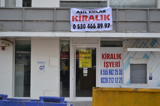 Bilecikte Bank Asyadan Eser Kalmadı