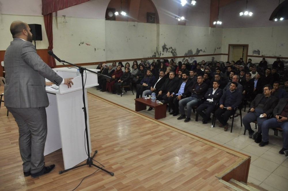 Birecikte Cumhurbaşkanlığı Hükumet Sistemi Ve Yeni Anayasa Değişikliği Anlatıldı