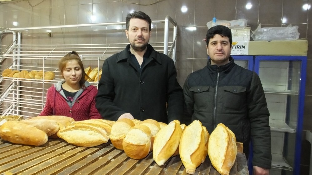Burhaniyede Askıda Ekmek Yalnız Kaldı