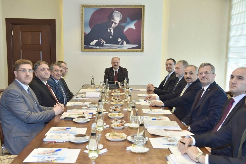 Çakacaktan Özel Sektöre Milli İstihdam Seferberliği Çağrısı