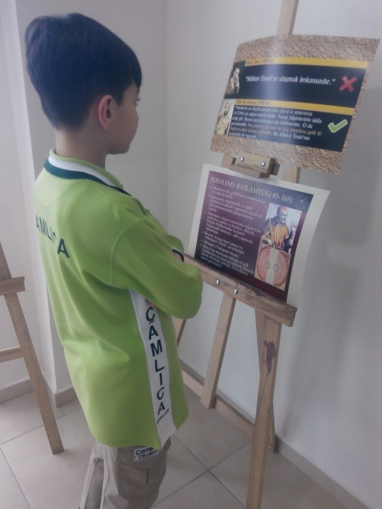 Çamlıca Okullarında “Türk-İslam Bilim Adamları” Sergisi Açıldı