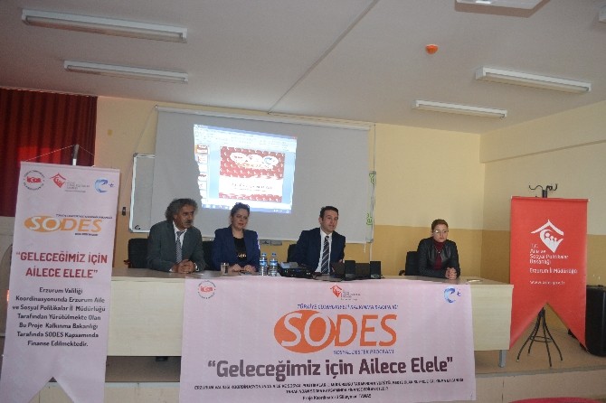 Çatta “Geleceğimiz İçin Ailece El Ele Projesi” Kapsamında Eğitim Programı Düzenlendi