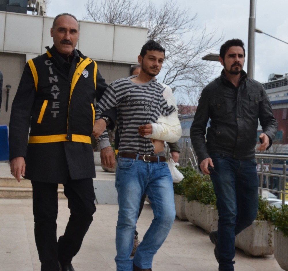 Direksiyondaki Parmak İzleri Ele Verdi