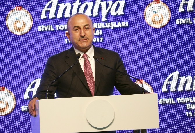 Dışişleri Bakanı Çavuşoğu: “En Az 1,5 Milyon Ukraynalı Turist Gelmesini Bekliyoruz