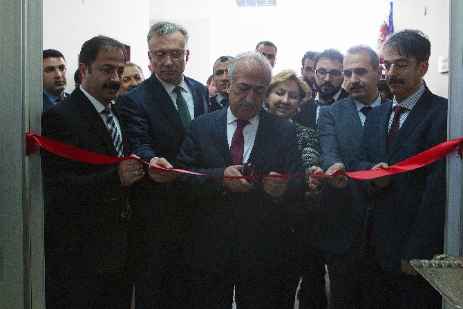 Doğu Anadoluda İlk Galtyum 68 Pet Ct Görüntüleme Ve Lütesyum Tedavi Ünitesi Atatürk Üniversitesinde Hizmete Girdi