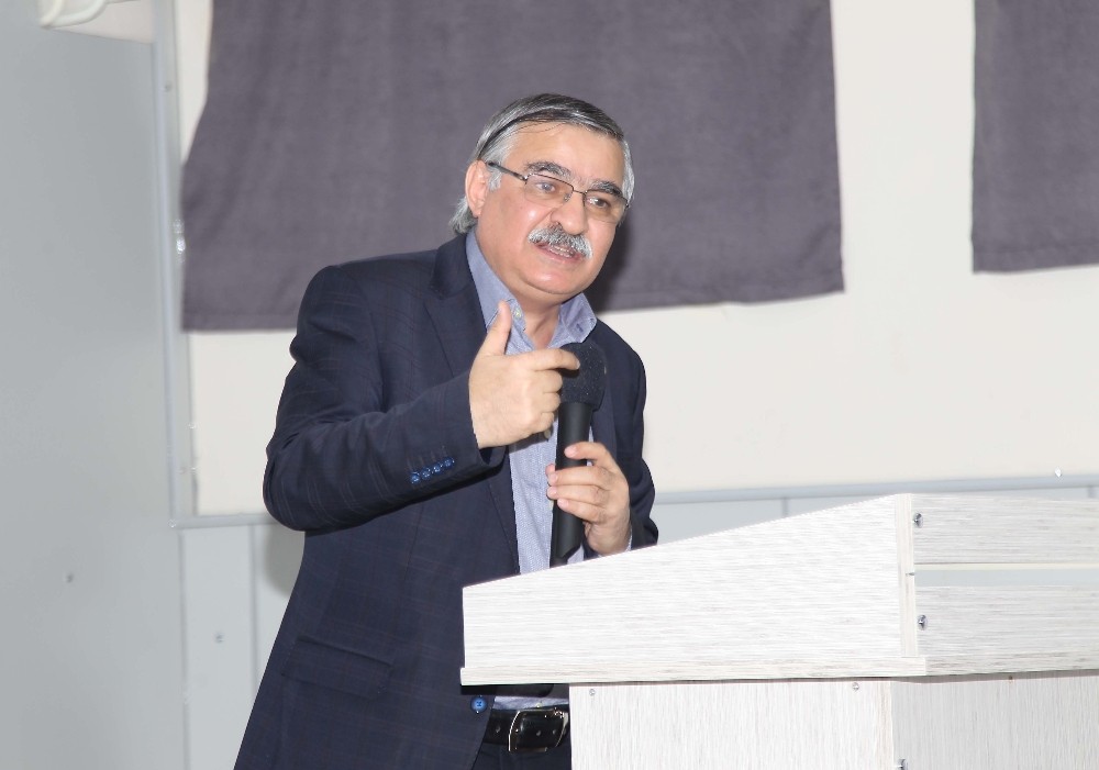 Eğitim Bir-Sen Genel Başkan Vekili Latif Selvi: İstikrar İçin Evet