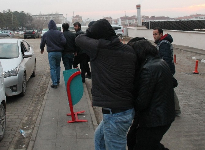 Elazığda Uyuşturucu Operasyonu: 5 Şüpheli Adliyeye Sevk Edildi