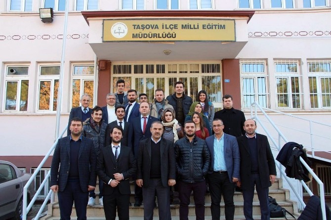 Esenyurttan Taşovaya Binlerce Kitap