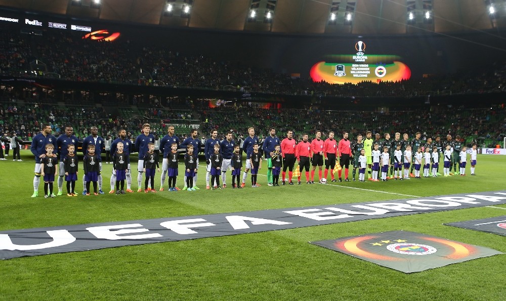 Fenerbahçe Tur Peşinde