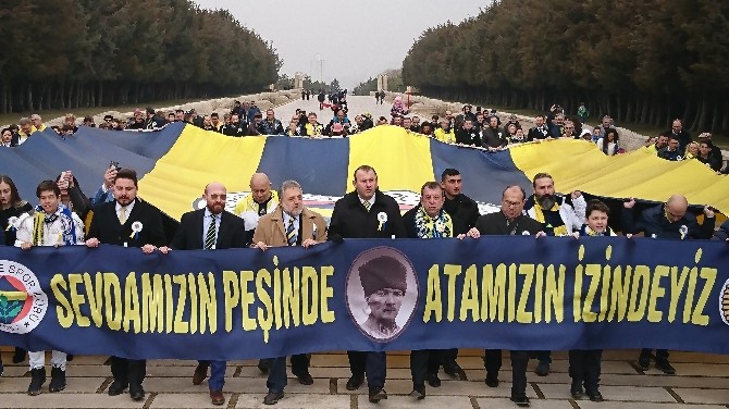 Fenerbahçeliler Atanın Huzurunda