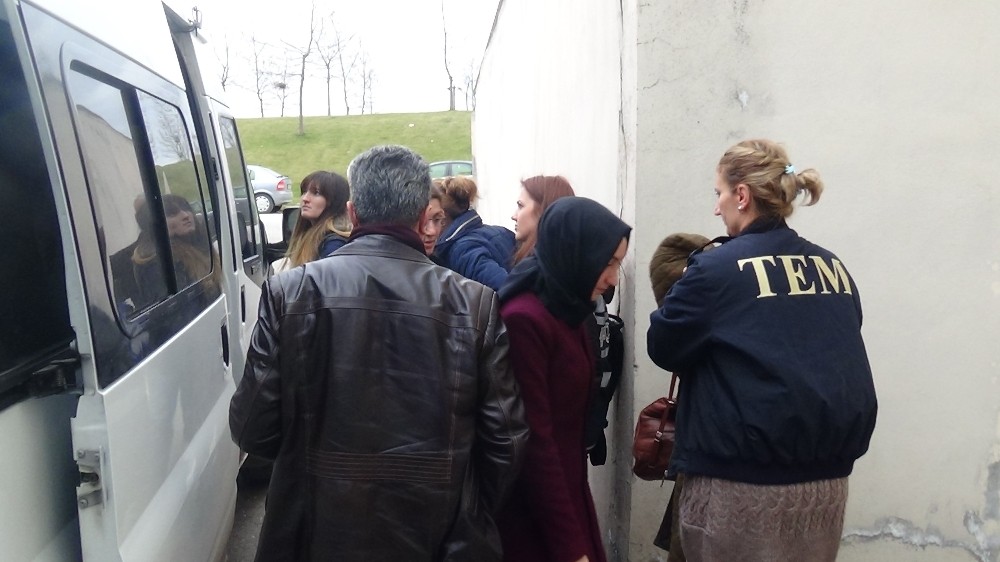 Fetö Evlerinde Kalan 5 Şüpheli Adliyeye Sevk Edildi