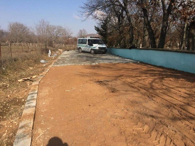 Güneşlinin Mezarlık Yolu Yenileniyor