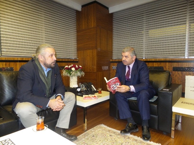 Güvenlik Uzmanı Mete Yarar: 15 Temmuzu Unutmayın