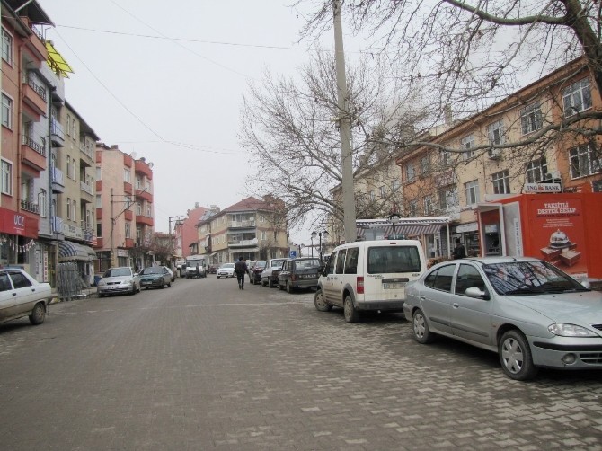 Hisarcıkın Nüfusu 10 Yılda 2 Bin 17 Kişi Azaldı