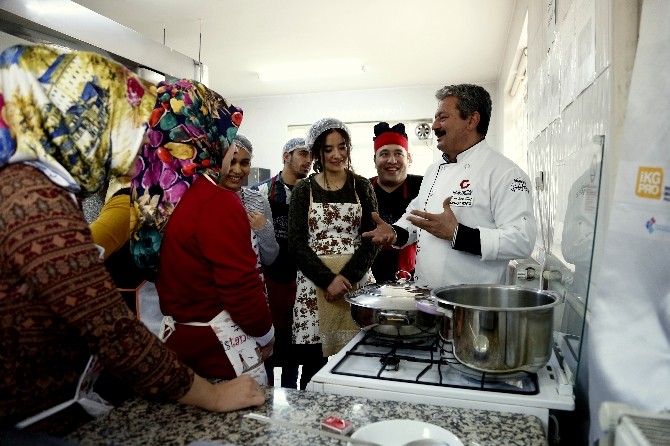 Hküden Mesleki Eğitim Atağı