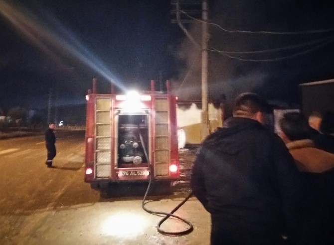 İnşaat Firması Konteynerinde Yangın Çıktı