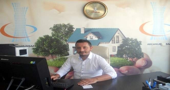 İş Adamı Akcandan Referandumda Evet Diyeceğini Açıkladı