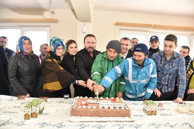 İzmit Belediyesinde Toplu Doğum Günü Kutlaması