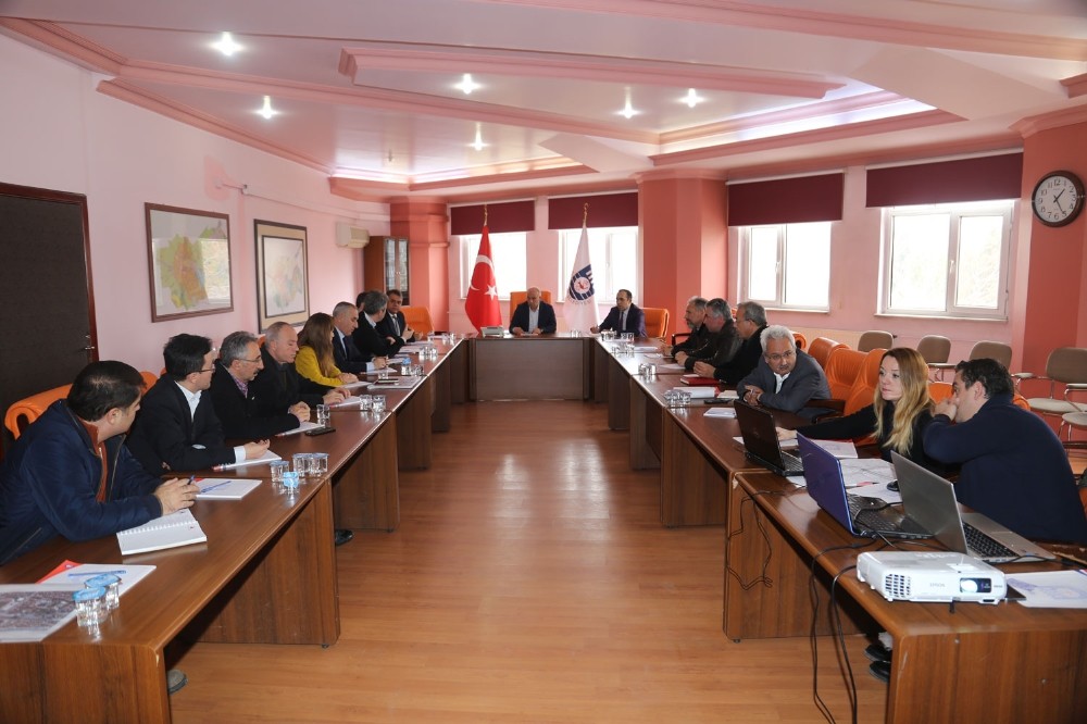 Karamana Yeni Üst Geçitler Yapılacak