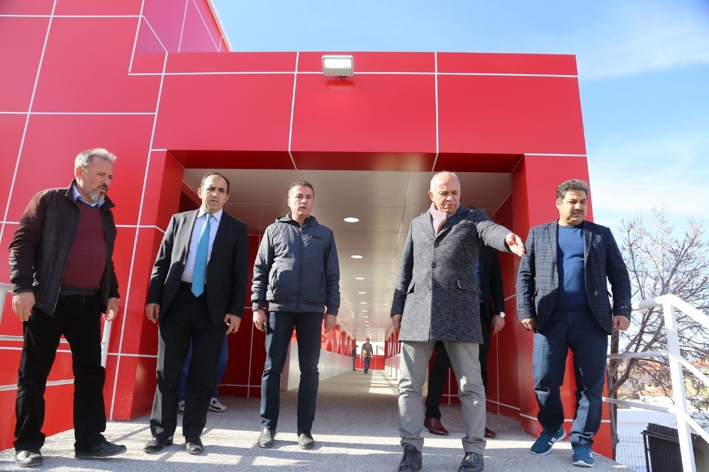 Karamanda Beyazkent-Siyahser Üst Geçidi Hizmete Başladı