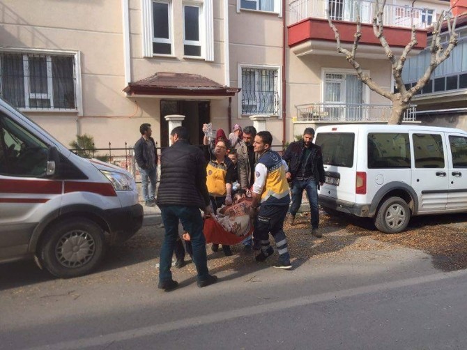 Karamanda İki Kardeş Arasında Bıçaklı Kavga: 1 Yaralı