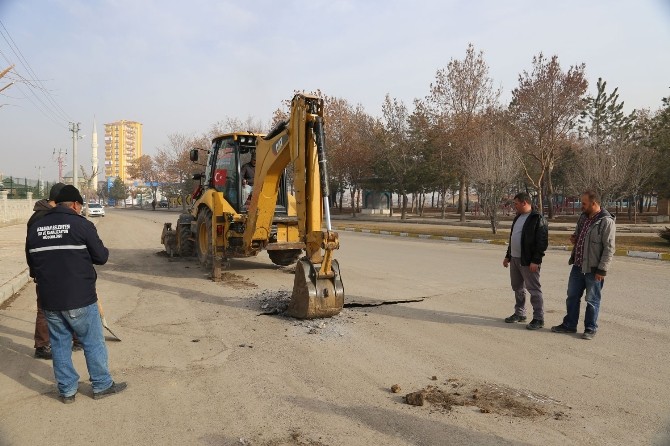 Karamanda Larende Alt Geçit Projesinde İlk Kazma Vuruldu