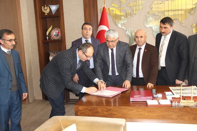 Karsta Katı Atık Soruna Çözüm İçin İmzalar Atıldı