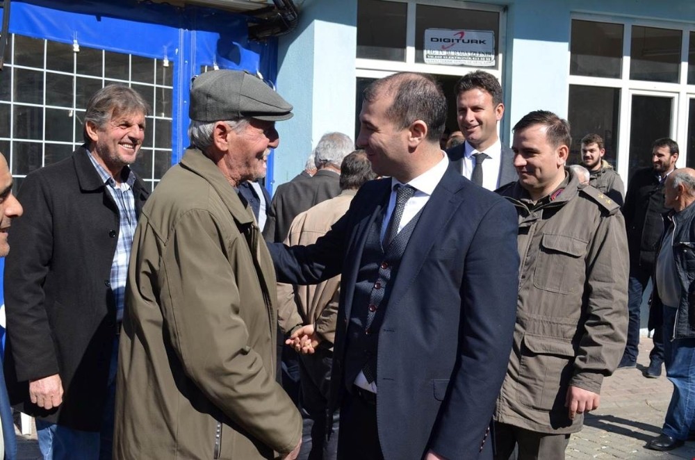 Kaymakam Çelik, Sahada Çalışıyor