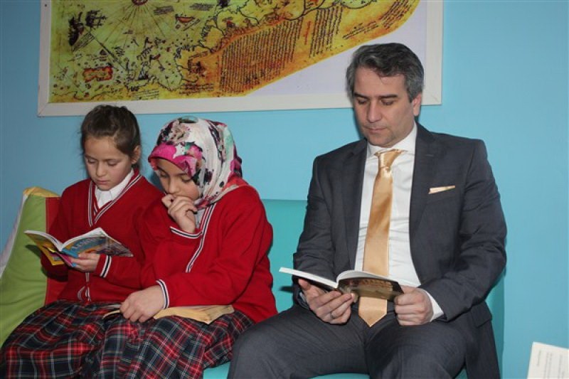 Kaymakam Karagülden ‘Suluova Okuyora Destek