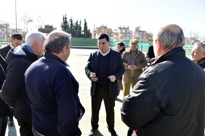 Kent Konseyi Spor Çalışma Grubu Kepezdeki Tesisleri İnceledi