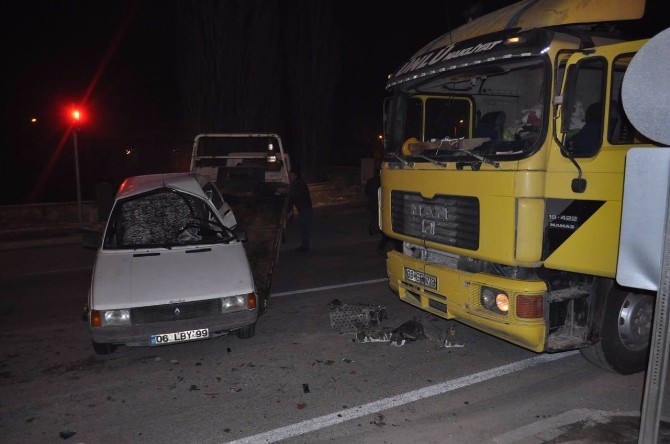 Kuluda Tır İle Otomobil Çarpıştı: 1 Yaralı