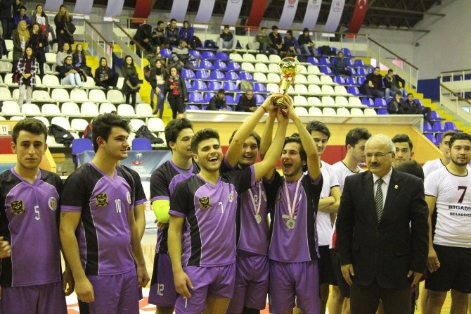 Kupayı Burhaniyeye Getirdiler