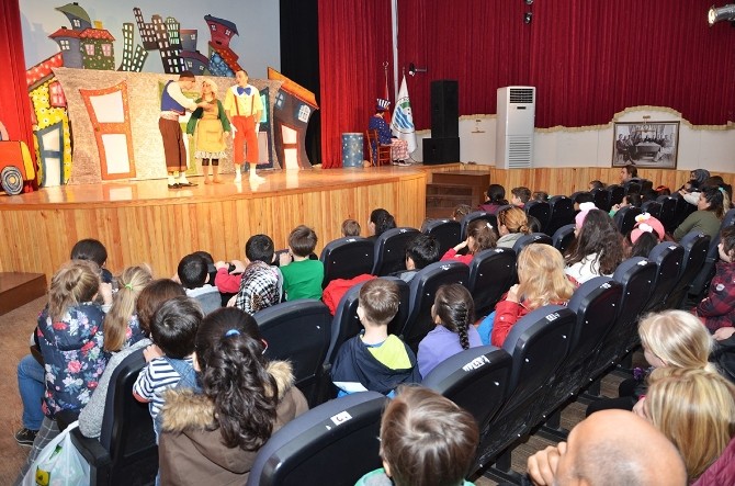 “Masal Dünyası” Foçada