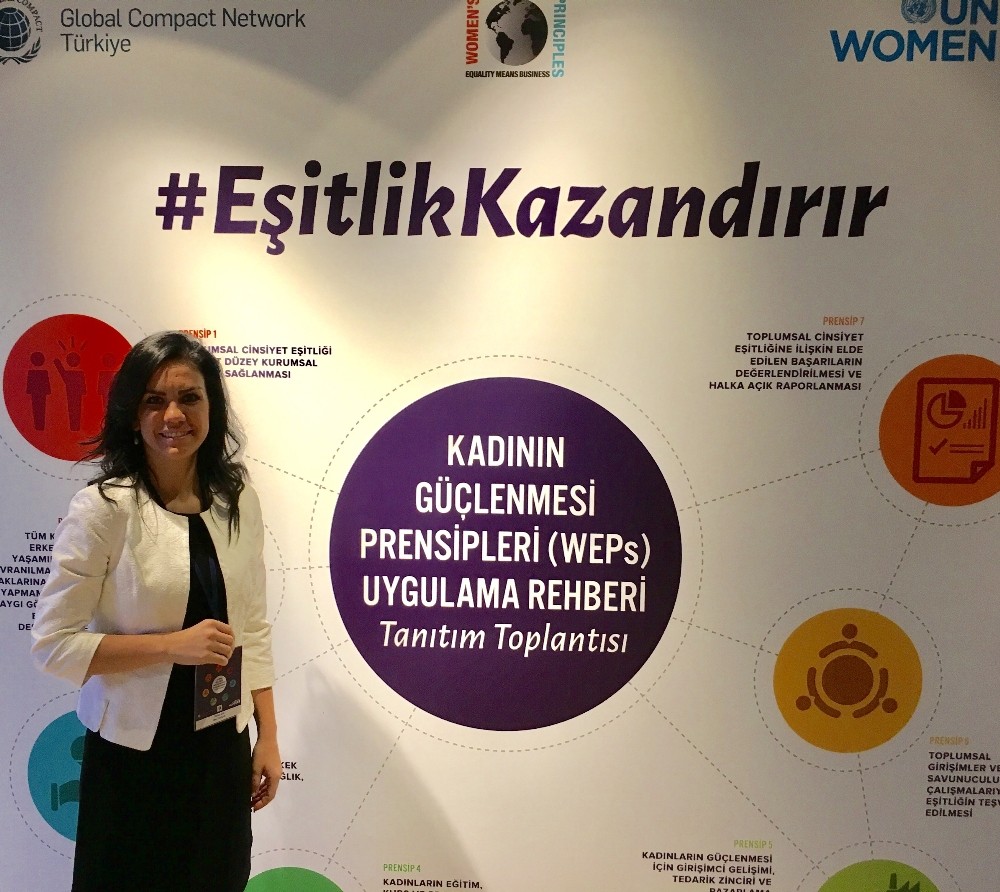 May Tohum, Güçlü Kadın İçin İmza Attı