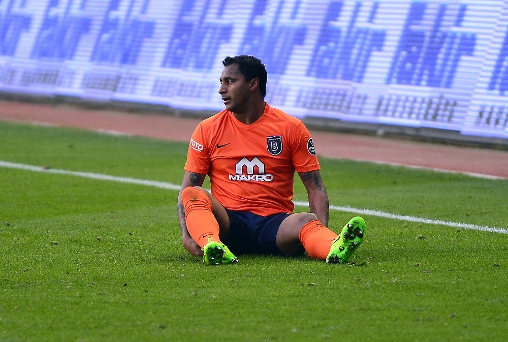 Medipol Başakşehir, Son 4 Haftada 8 Puan Kaybetti