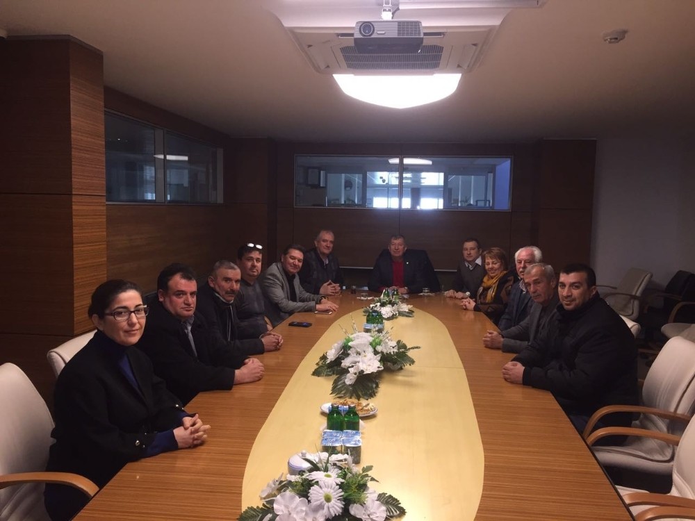 Menemen Muhtarlar Derneğinden Ticaret Odasına Ziyaret