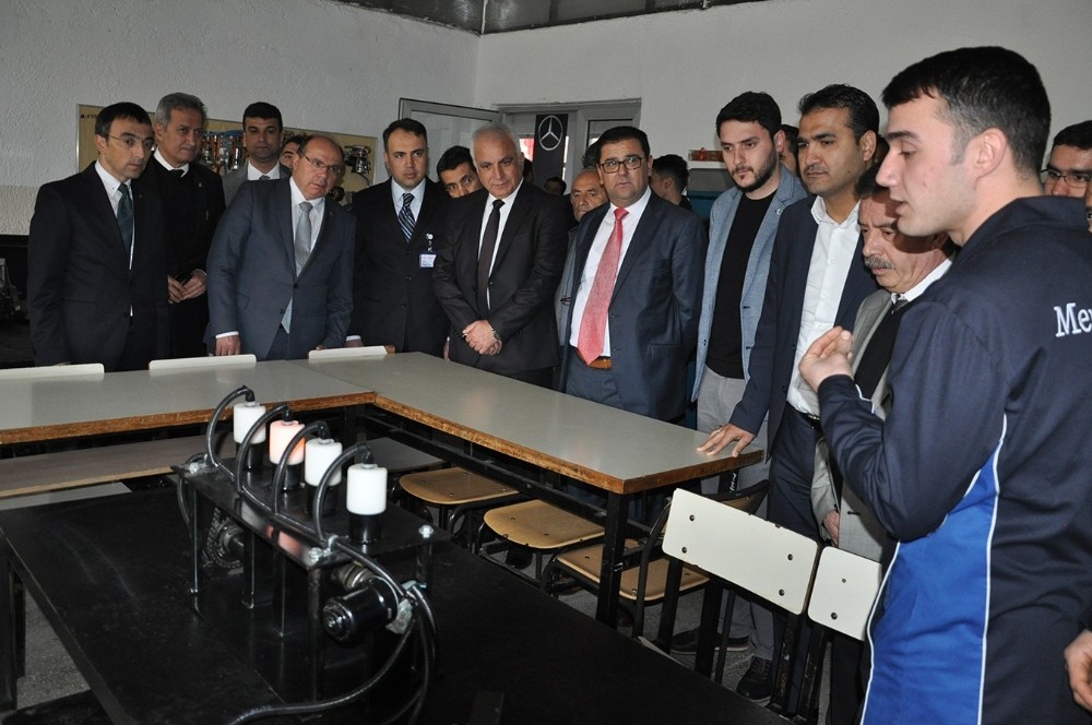 Milas Mesleki Ve Teknik Anadolu Lisesine Teknolojik Destek