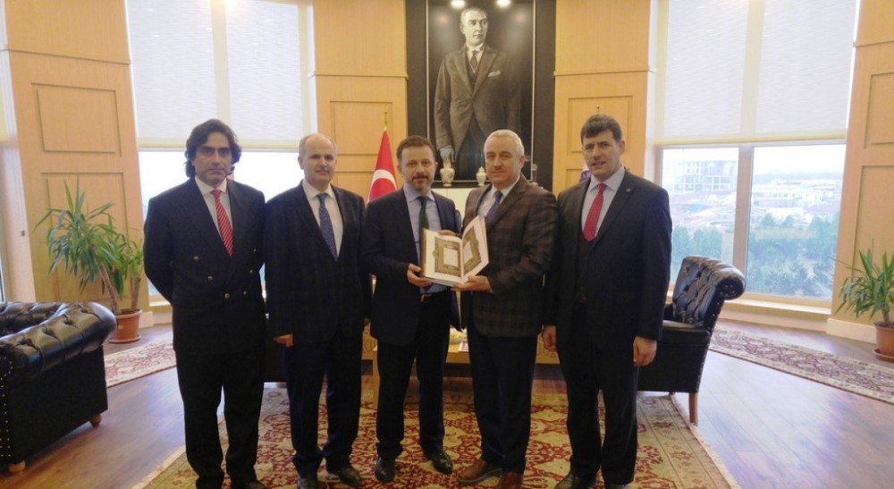 Müftü Hüseyin Hazırlar, Rektör Göreni Ziyaret Etti