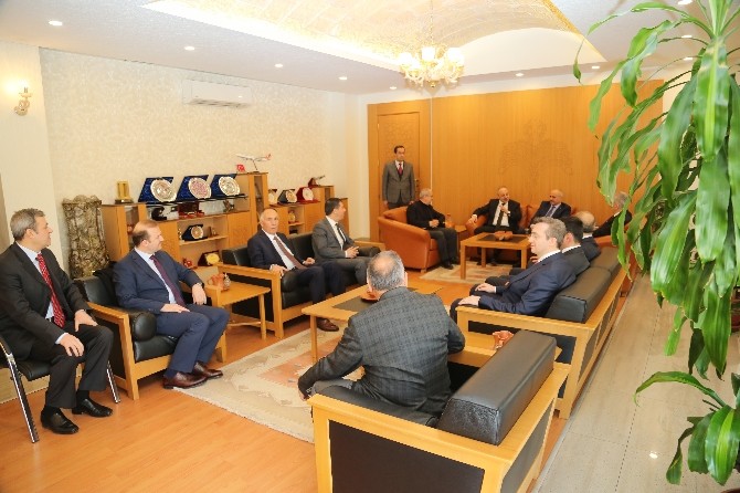 Müsteşar Ahmet Erdemden Vali Kamçıya Ziyaret