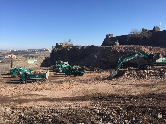 Orman Ve Su İşleri Bakanlığı Sur Ve Nusaybindeki Çalışmalara Destek Veriyor