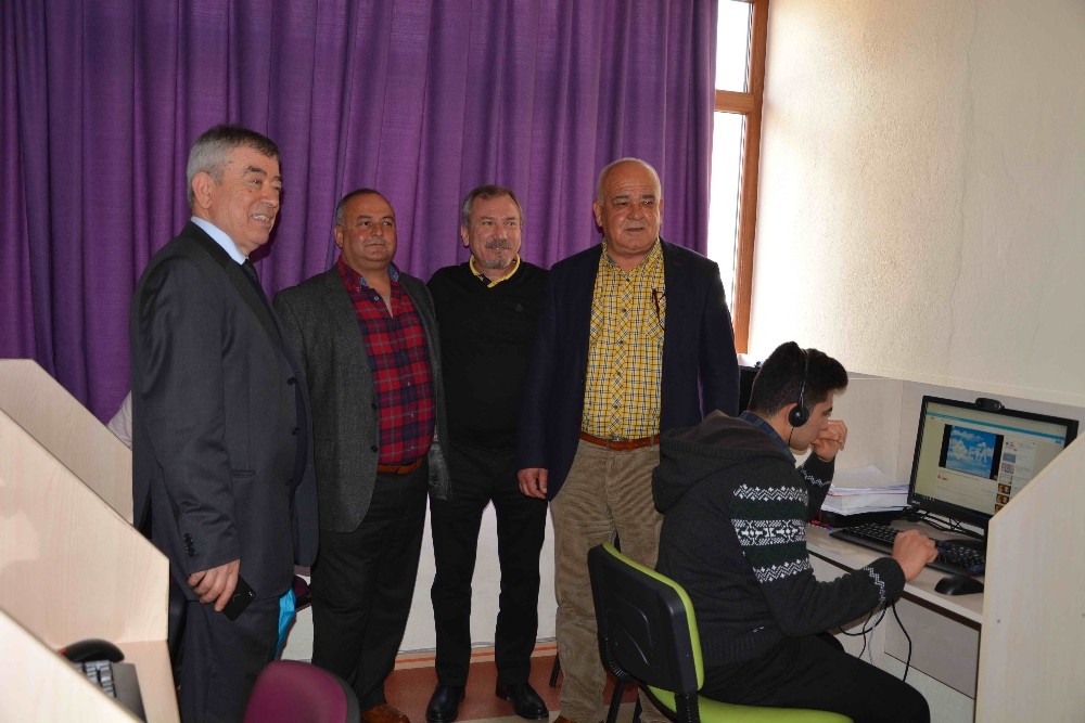 Ortacada “Herkes İçin Kütüphane” Projesi