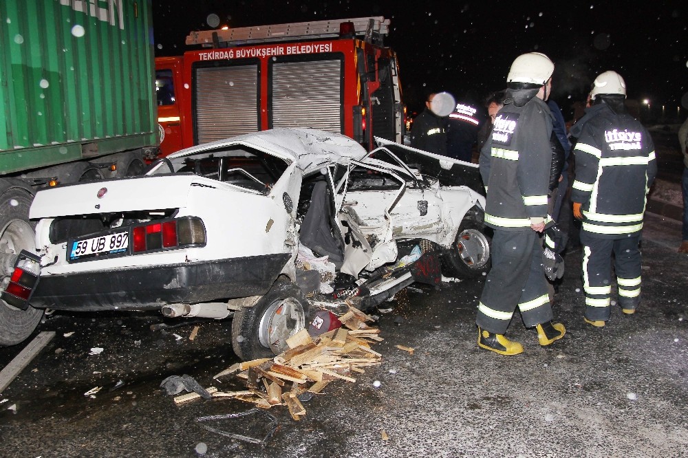 Otomobil Tır İle Çarpıştı: 1 Yaralı