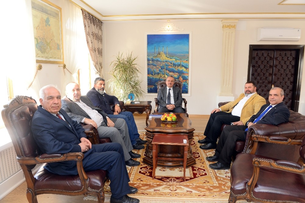 Roman Derneklerinden Vali Özdemire Ziyaret