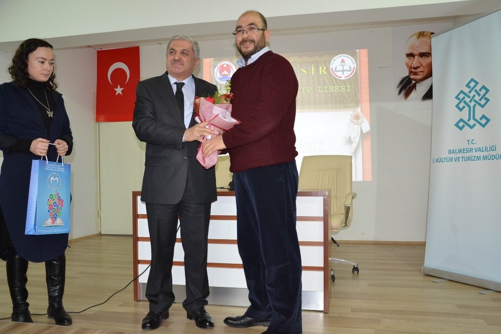 Şair Akkanattan Darbeye Direnen Şiirler Antolojisi