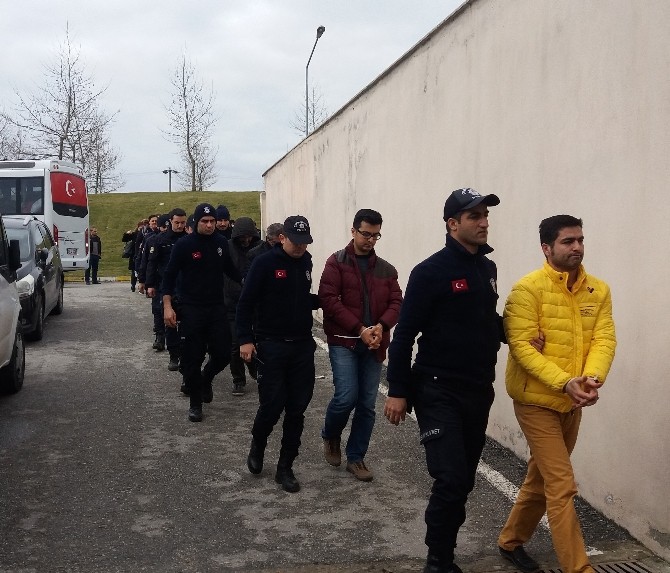 Sakaryada 19 Sağlık Çalışanı Adliyeye Sevk Edildi