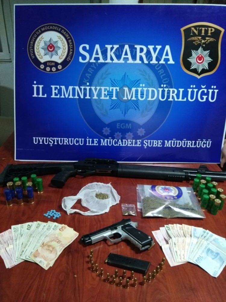 Sakaryada Uyuşturucu Operasyonu: 5 Gözaltı