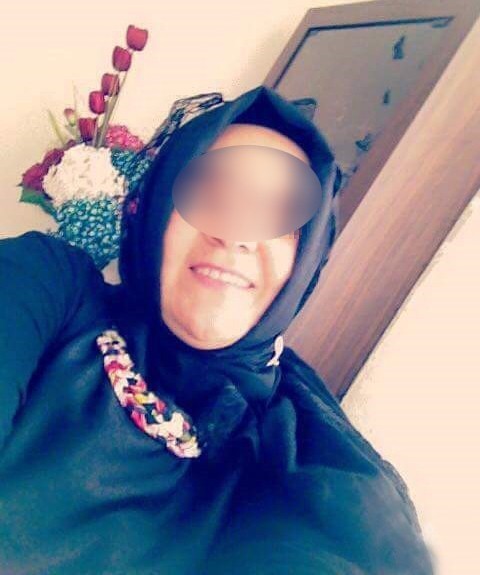 Sevgilisini Karısının Yanında Kalbinden Bıçaklayan Kadın: