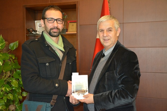 Sökeli Genç Yazardan “Oğluma Yalnızlık Hikayeleri”