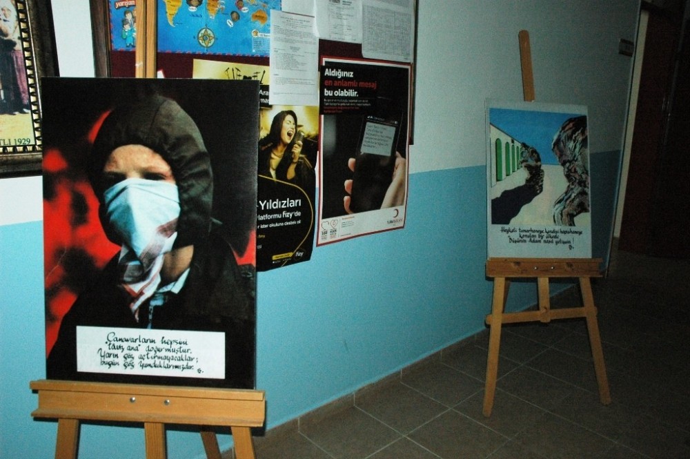 Sosyal Bilimler Lisesi Öğrencileri ‘Selahaddin Şimşeki Anma Programları Düzenliyor